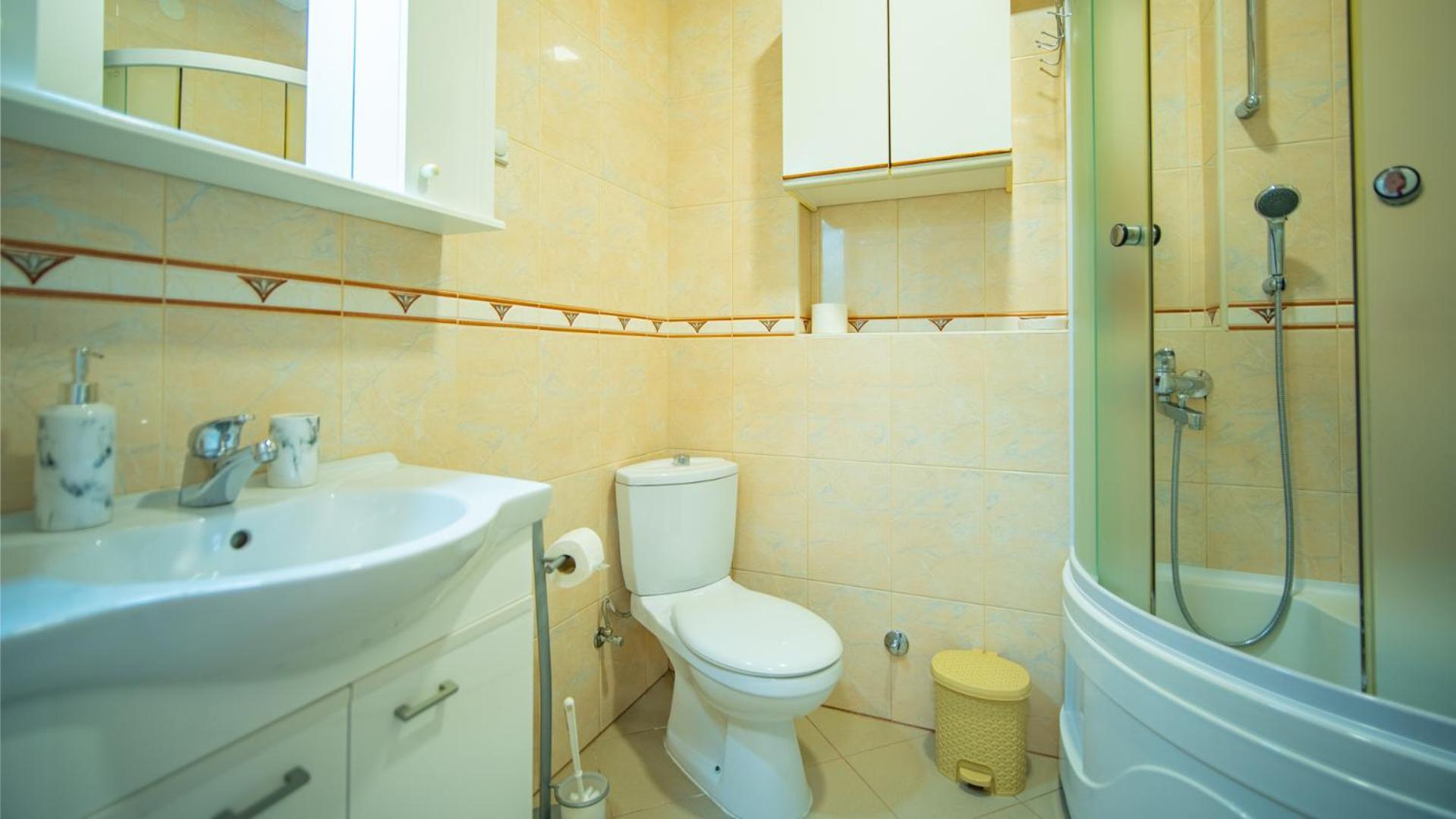 Apartmani Ana Tivat Exterior photo